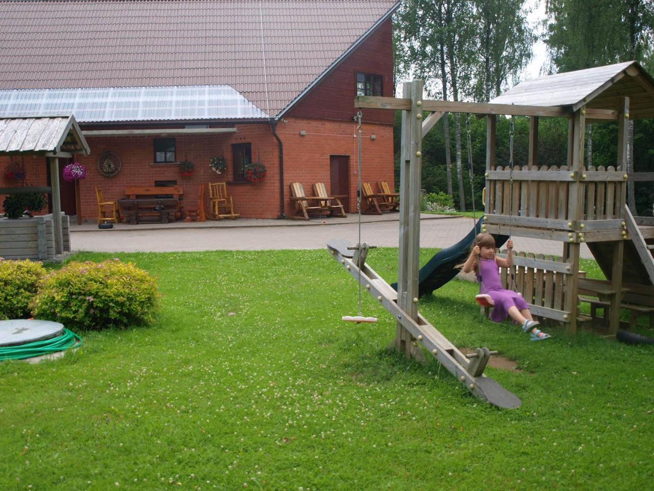 Guest House Pilskalni Rubene Exterior foto